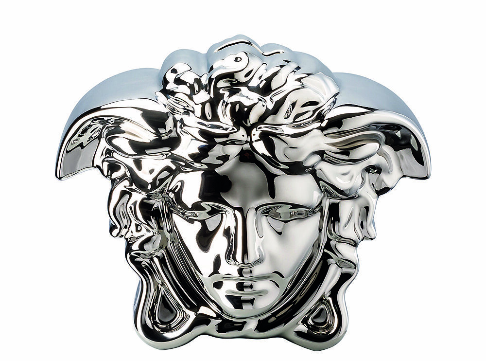 Salvadanaio Versace Break the Bank Silver: elegante, placcato in argento, con il logo Versace. Un lusso raffinato per risparmiare con stile.