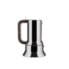 La *Caffettiera Espresso 9090* di Alessi, disegnata da Richard Sapper, unisce design iconico e acciaio inox per un caffè aromatico e intenso.